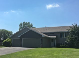 10801 Mississippi Dr N, Brooklyn Park, MN 55443