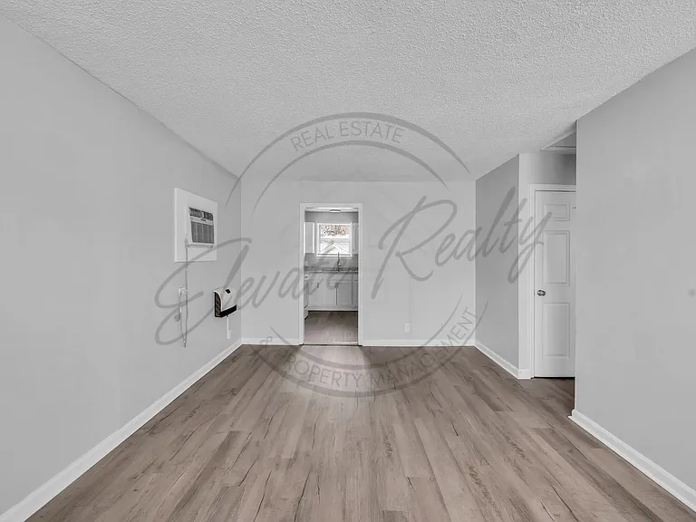 2526 Highland Trace Dr — Photo 5