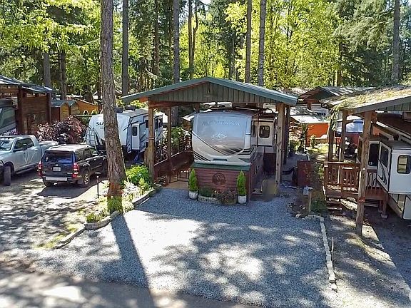 2nd image of 1546 Reservation Road SE #174