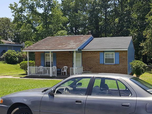3rd image of 2902 Wedgedale Dr