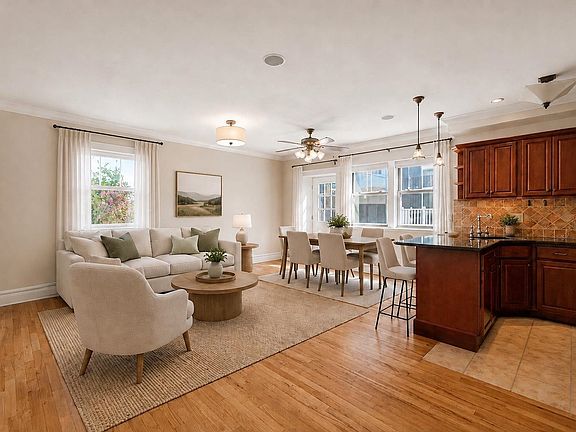 2nd image of 40-46 W 20th St #13