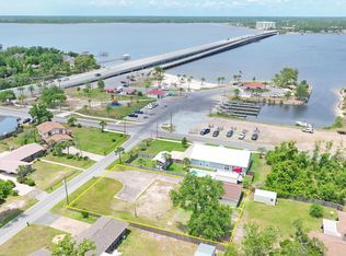 307 Michigan Ave, Lynn Haven, FL 32444