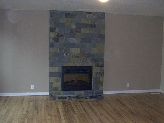 LR Electric fireplace