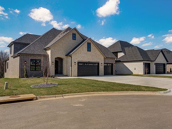 3rd image of 5072 E Ferdinand Court