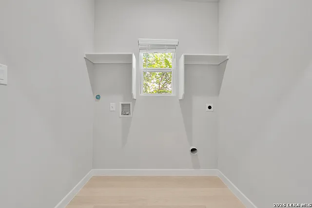 521 Dakota St #101 — Photo 10