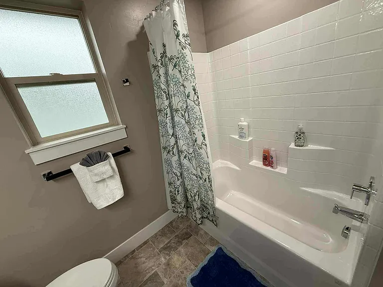 1113 W Blaine Ave #2 — Photo 19