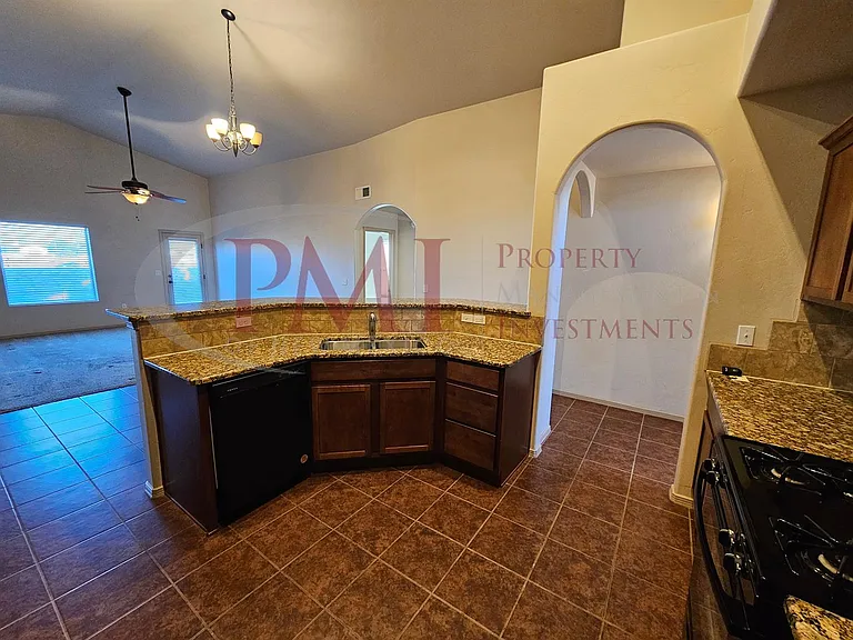 7524 Sierra De Oro Pl — Photo 9