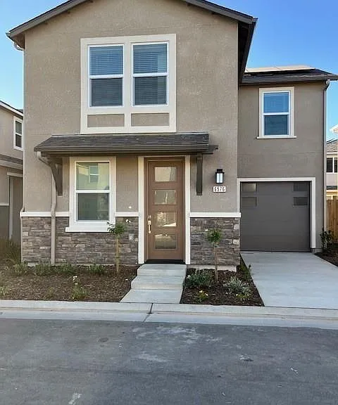 6576 E Clingstone Dr — Photo 1