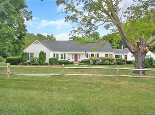 42 Indian Rd, Trumbull, CT 06611
