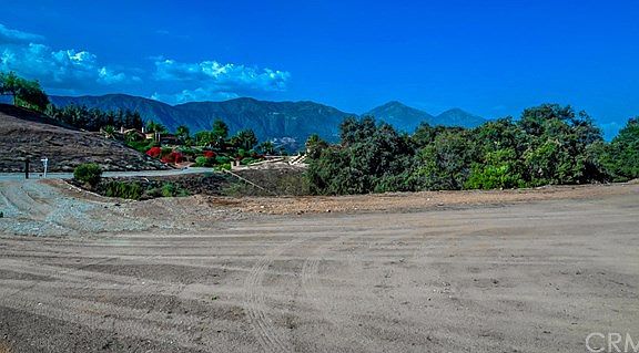 3rd image of 362 Saddle Horn Ln