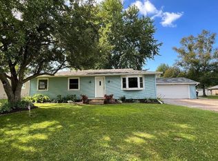 610 E 25th St, Marshfield, WI 54449
