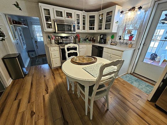 15th image of this home