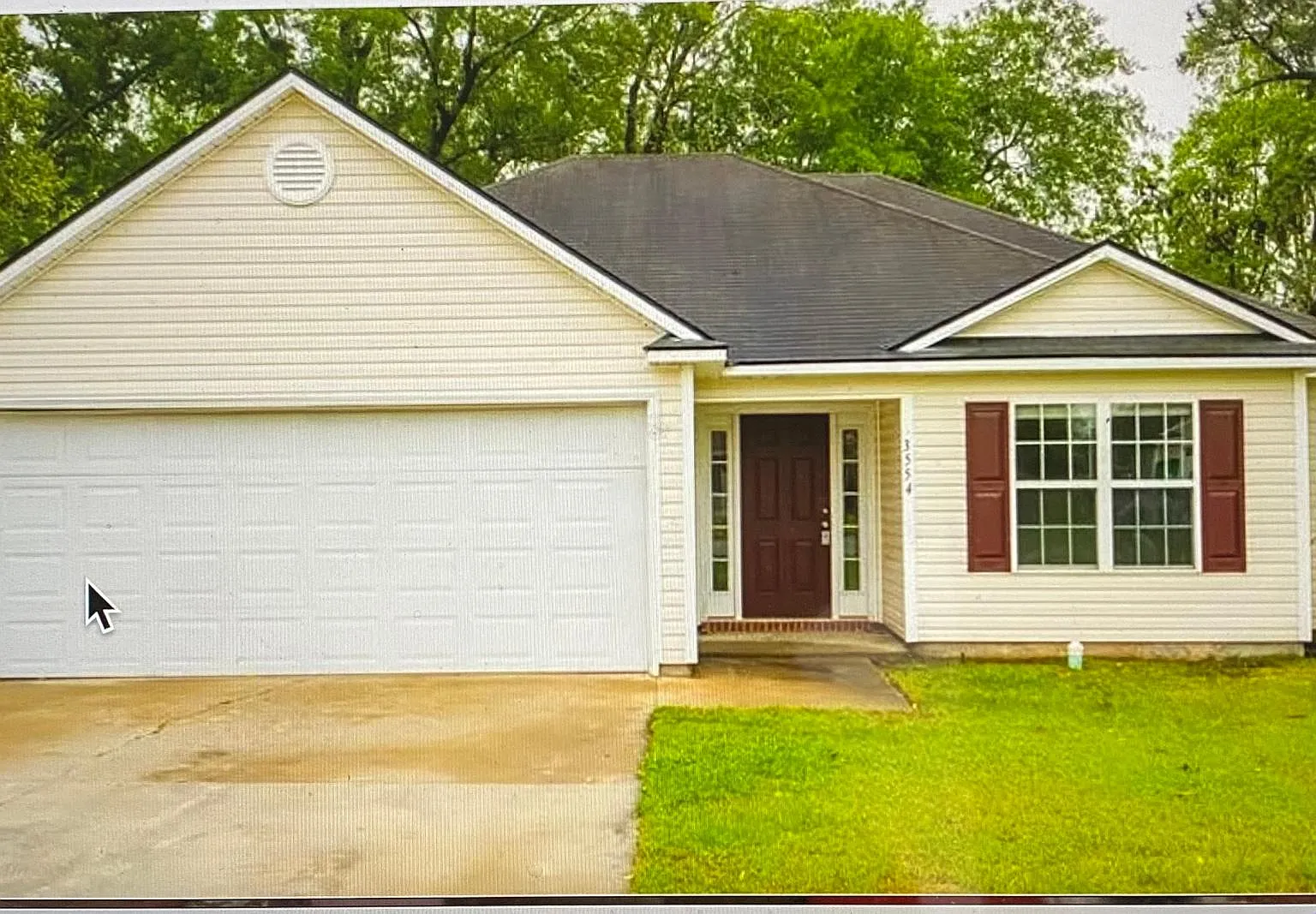 3 bed, 1354 sqft, $1,700 — Photo 1