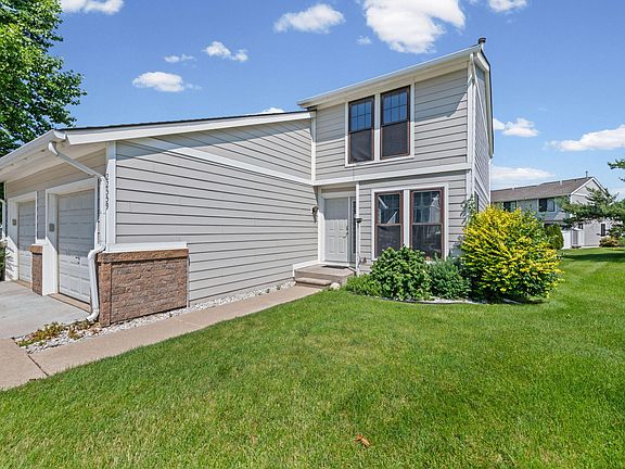 3rd image of 22559 Cranbrooke Dr