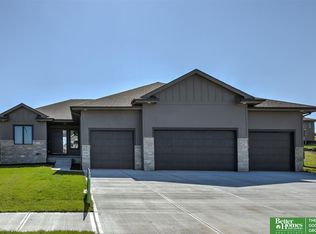 10107 S 188th St, Omaha, NE 68136