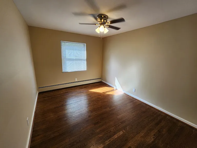4955 Kelsch Ln — Photo 13