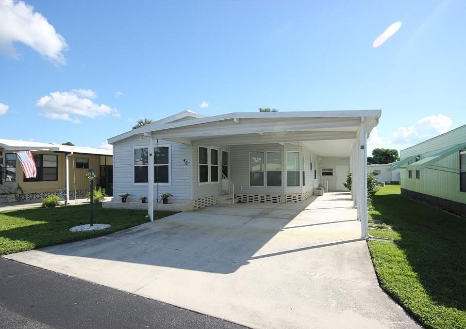 1st image of 46 Aquamarine Ave #46