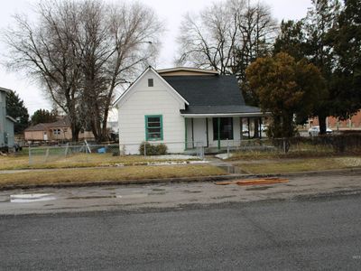 104 E C St, Shoshone, ID, 83352