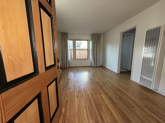 Entryway into the living room