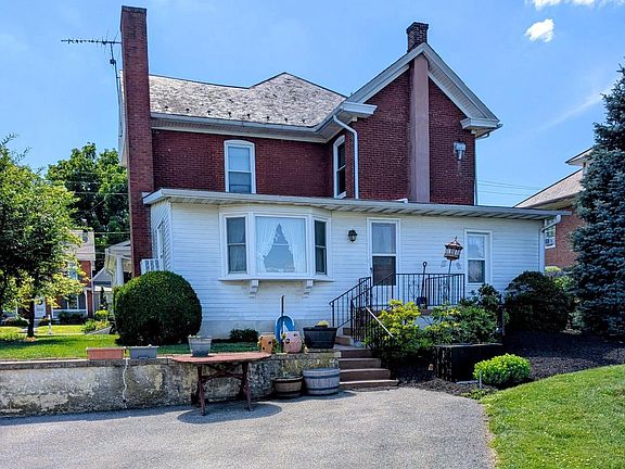 2nd image of 781 Bellevue Ave