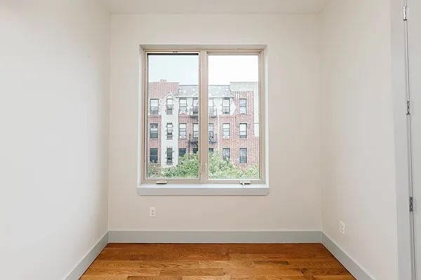 Rented by Nooklyn NYC LLC | media 42