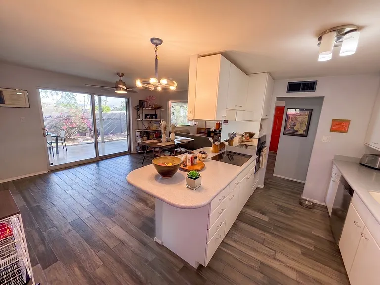 1335 E Ruth Ave — Photo 8