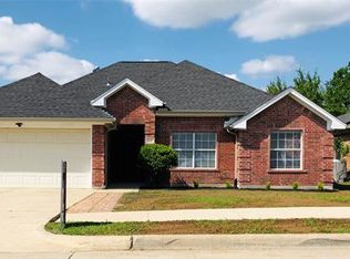817 Elbe Dr, Arlington, TX 76001