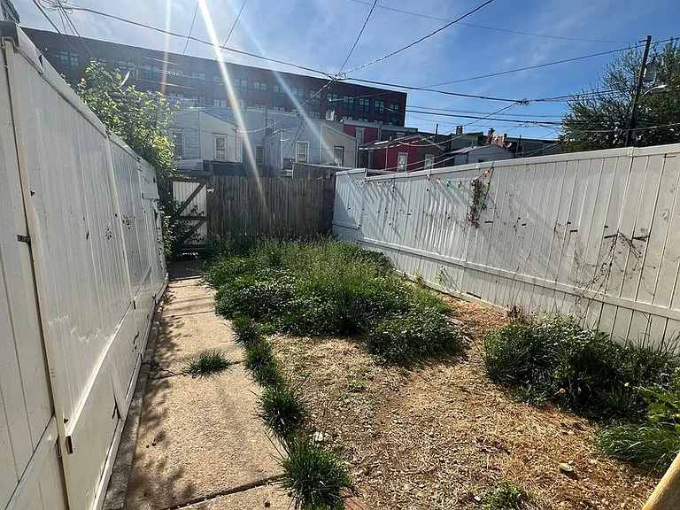 728 Lance Pl — Photo 9