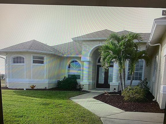 3rd image of 1404 NE 19th Ave