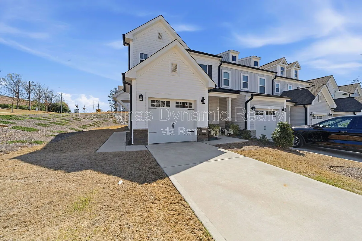 Building Photo - 11936 Basking Dr