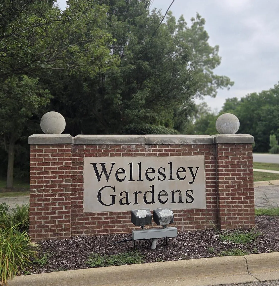 2 bed, 2.5 bath, 1487 sqft, $2,500 — Photo 2