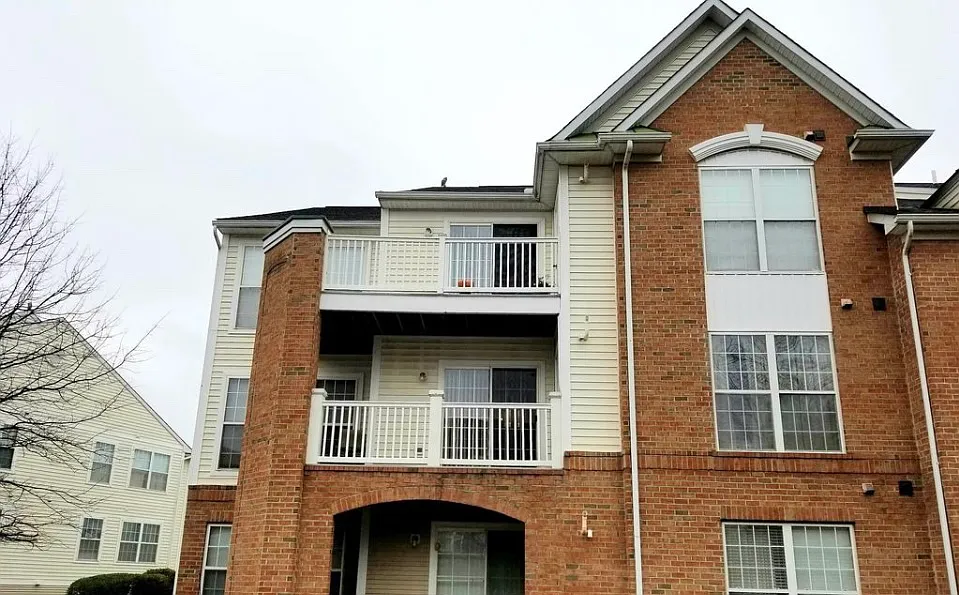 2502 Driftwood Ct #2A