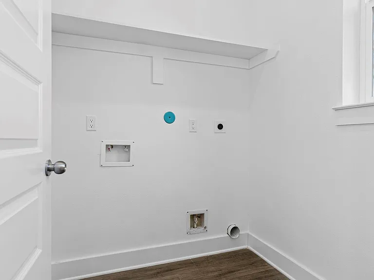 4017 Ward St — Photo 24