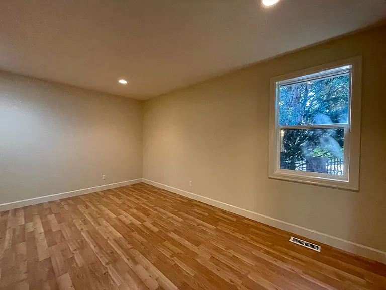 11234 SW Maypark Ct — Photo 30