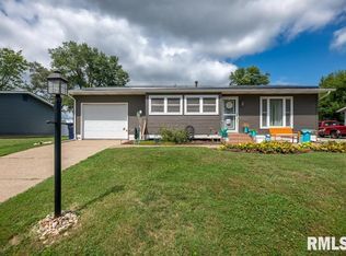 307 Hamilton Rd, Marquette Heights, IL 61554