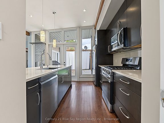 4th image of 1412 Beechwood Rd