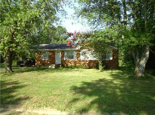 1006 Clearview Ave, Lawrenceburg, TN 38464