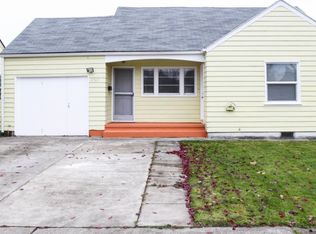 2943 Garfield St, Longview, WA 98632