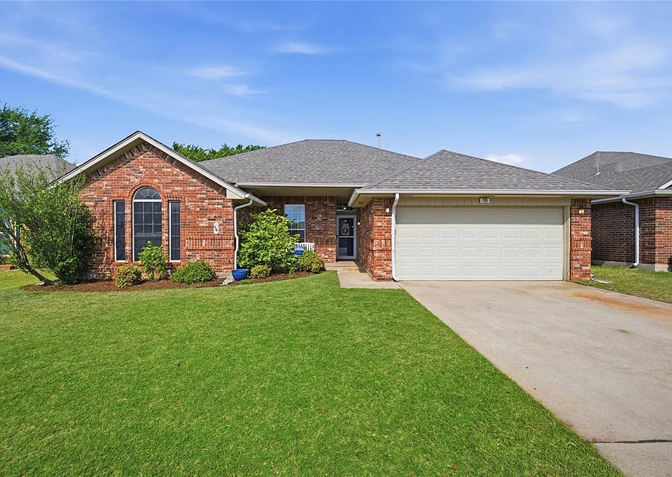 1st image of 705 Cactus Ct