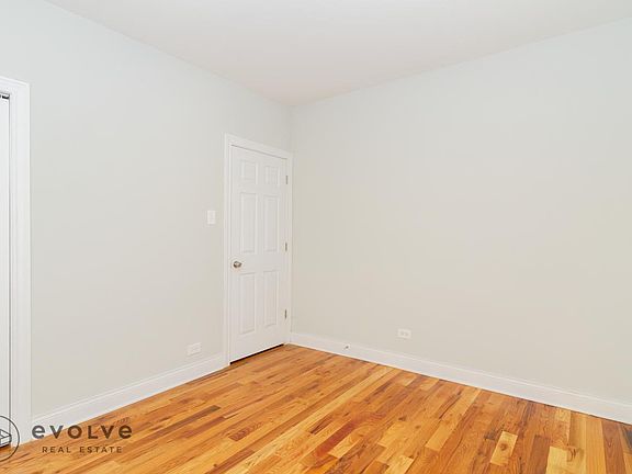 4th image of 622 W Cornelia Ave #626N1