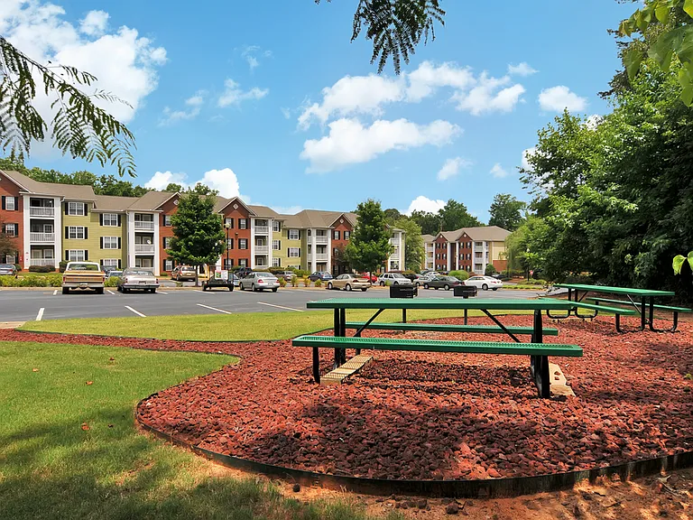 Magnolia Village Apartments — Photo 7