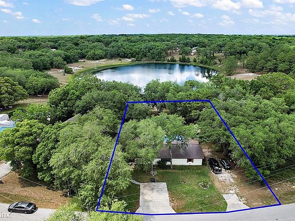 3rd image of 40121 Orange Cir