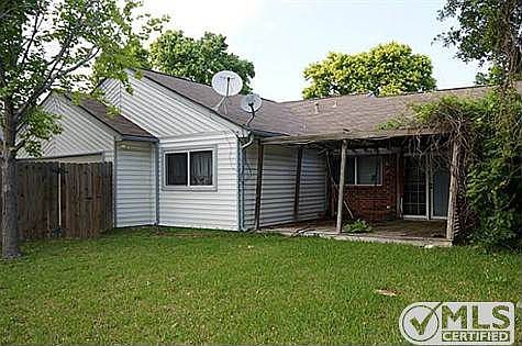 5th image of 2317 Bellbrook Ln