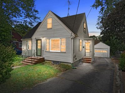 28 Fair St, Uxbridge, MA, 01569