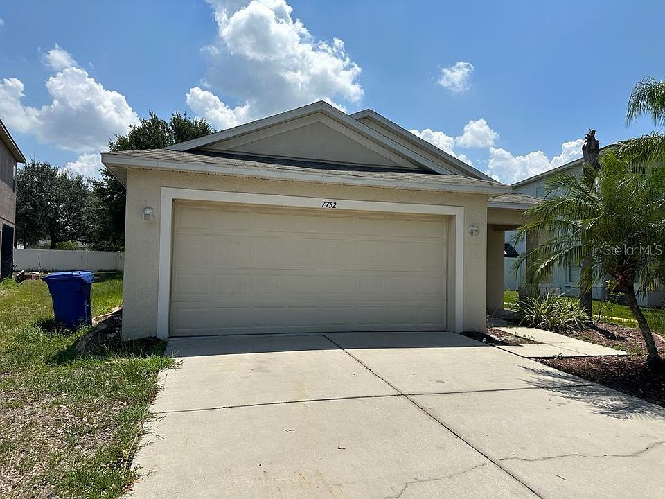 1st image of 7752 Carriage Pointe Dr