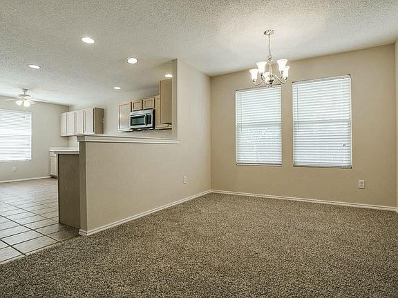 5th image of 3105 Valley Crest Dr
