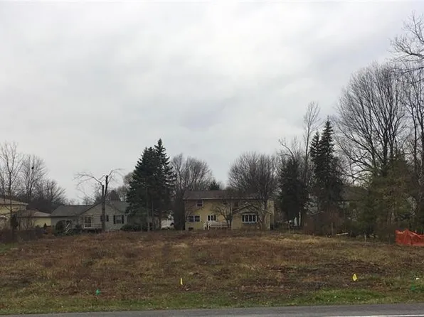 220 Campbell Blvd, Getzville, NY 14068