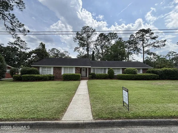 147 W Magnolia St, Jesup, GA 31545