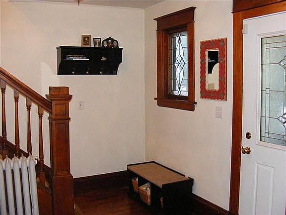 5th image of 756 James Ave