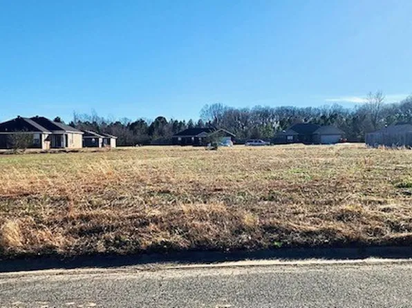 108 Northfork Dr #11, Morrilton, AR 72110